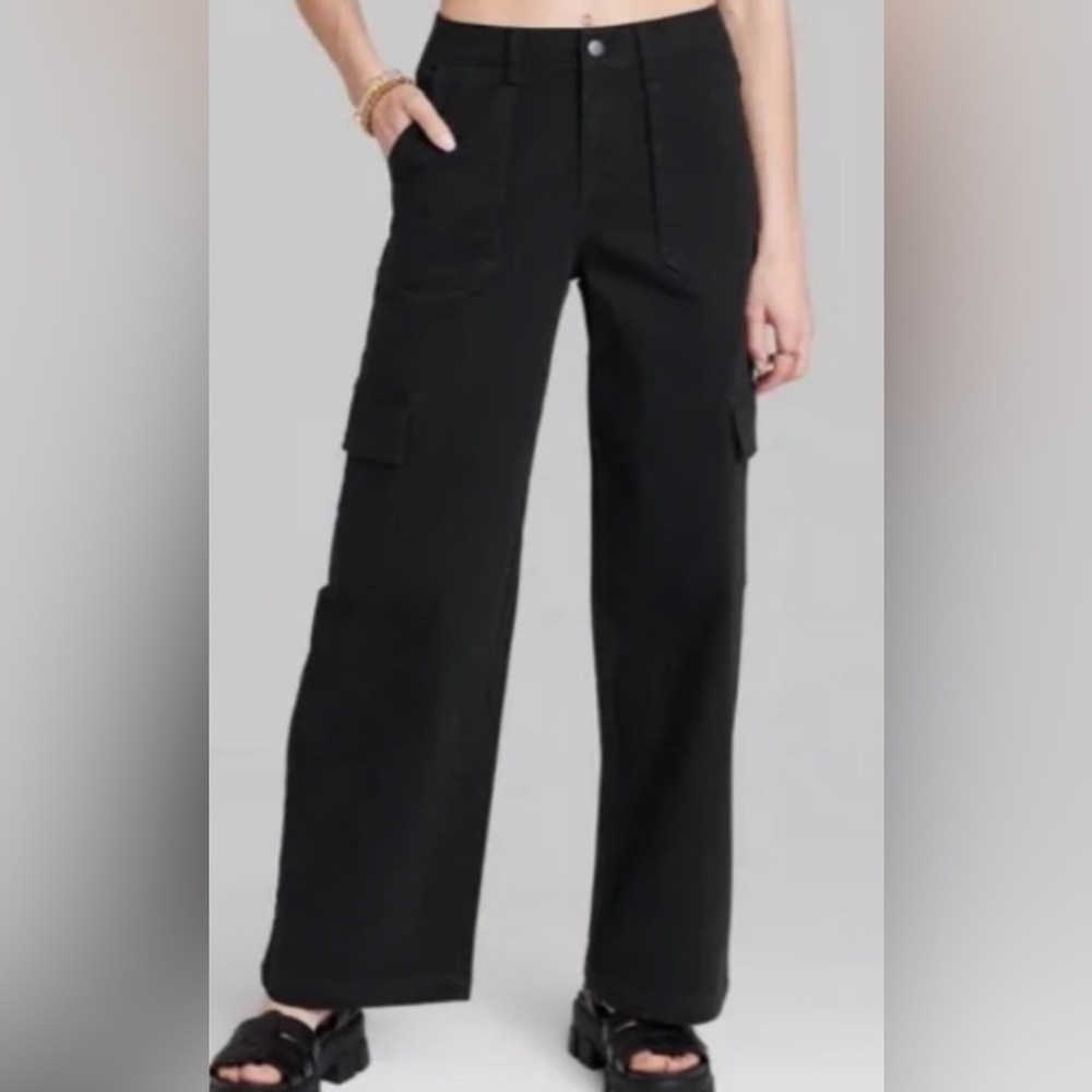 Wild Fable High-Rise Straight Leg Cargo Pants